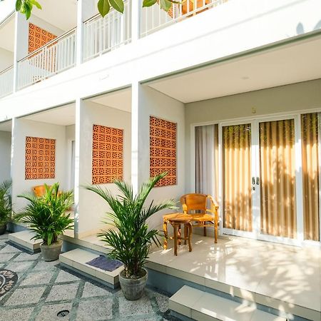 Dharma Guest House Seminyak Redpartner Extérieur photo
