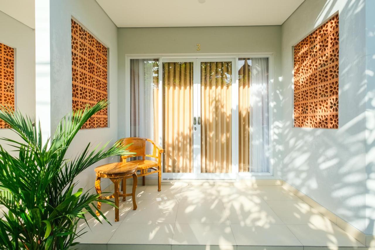Dharma Guest House Seminyak Redpartner Extérieur photo