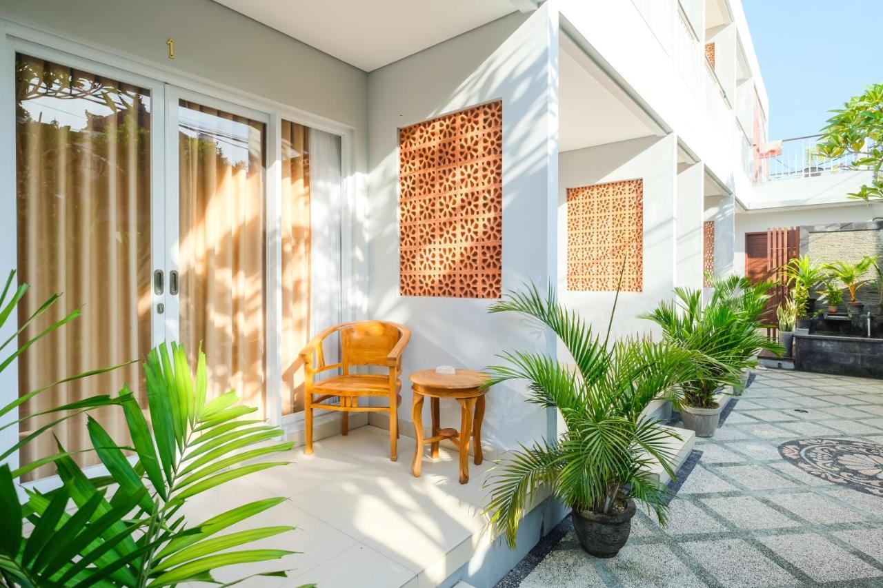 Dharma Guest House Seminyak Redpartner Extérieur photo